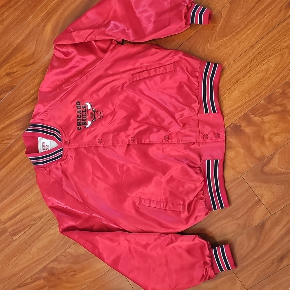 Vintage 1990 Chicago Bulls Satin Bomber Jacket By Locker Line Sz XL